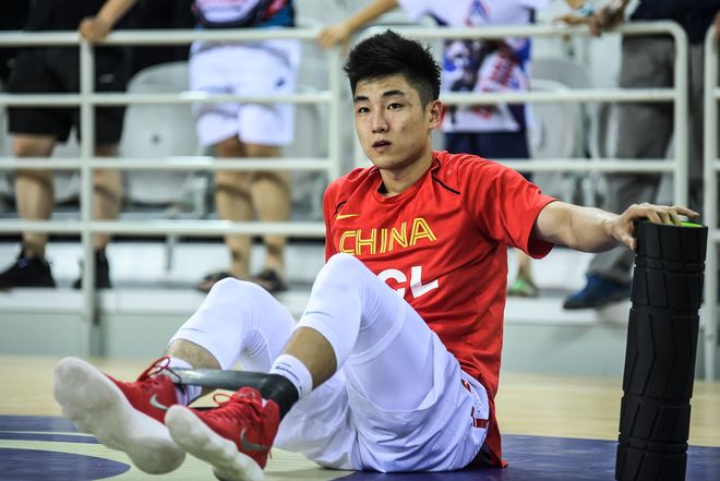 鹈鹕完胜四川队,高诗岩刷新纪录 鹈鹕完胜四川队,高诗岩刷新纪录